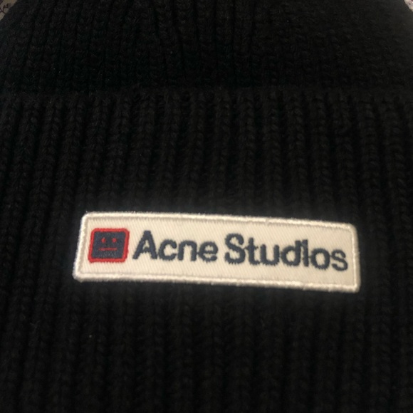 Acne Studios NWT accepting offers ❤️ - Picture 2 of 4